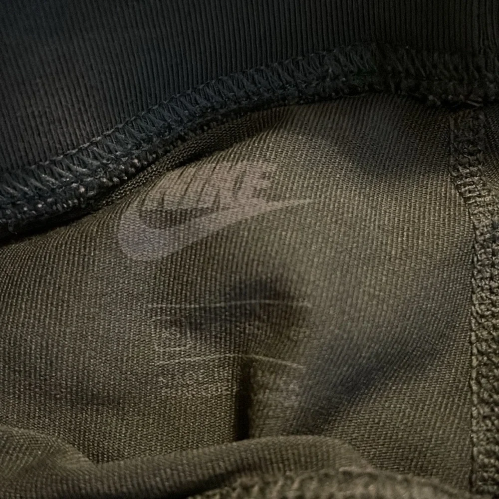 Nike Women's Sportswear Essential 10” Bike Shorts Tights olive Green size XS - Picture 9 of 10